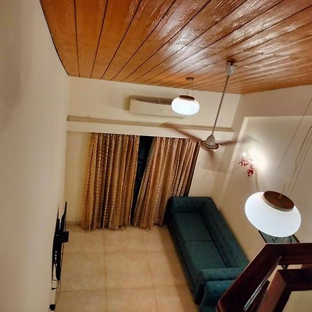 Vits Lonavala Hotell Exteriör bild