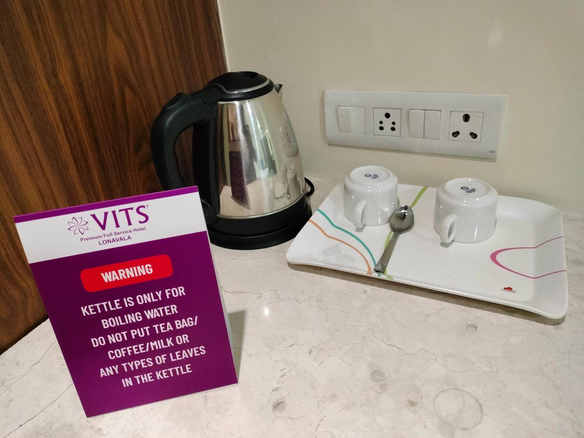 Vits Lonavala Hotell Exteriör bild